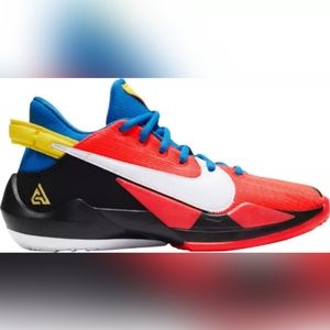 Nike Zoom Freak 2 Boys Size 2.5 Basketball Shoe Sneaker Bright Crimson